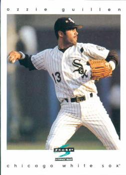 1997 Score #160 Ozzie Guillen Front