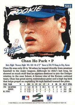 1995 Score - Platinum Team Sets #582 Chan Ho Park Back
