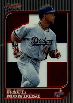 1997 Bowman Chrome - International #39 Raul Mondesi Front