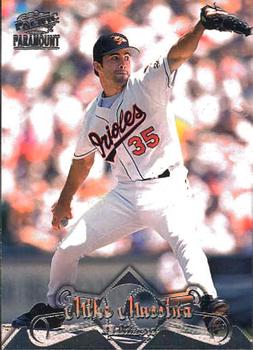 1998 Pacific Paramount #15 Mike Mussina Front