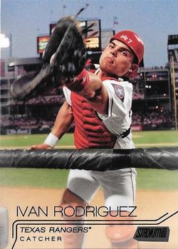 2015 Stadium Club - Black Foil #22 Ivan Rodriguez Front