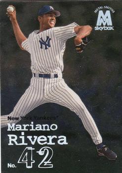 1999 SkyBox Molten Metal #77 Mariano Rivera Front