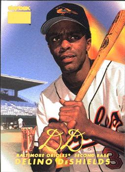 1999 SkyBox Premium #69 Delino DeShields Front