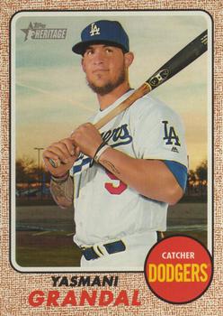 2017 Topps Heritage #255 Yasmani Grandal Front