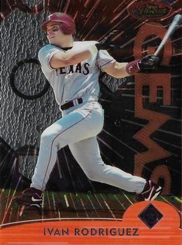 2000 Finest #141 Ivan Rodriguez Front