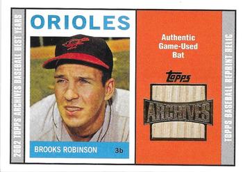 2002 Topps Archives - Bat Relics #TBR-BR Brooks Robinson Front