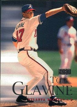 2000 SkyBox #184 Tom Glavine Front