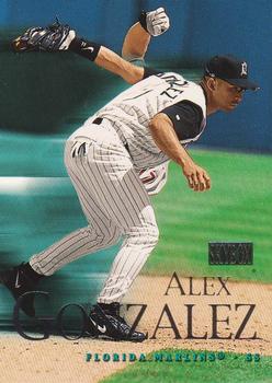 2000 SkyBox #141 Alex Gonzalez Front