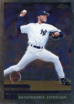 2000 Topps Chrome #331 Mariano Rivera Front