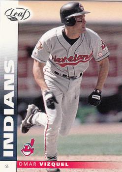 2002 Leaf #110 Omar Vizquel Front