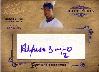 2004 Donruss Leather & Lumber - Leather Cuts Ball Autographs #LC-3 Alfonso Soriano Front