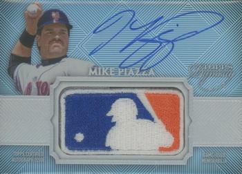 2017 Topps Dynasty - Autographed MLB Logo Patches #MLP-MP Mike Piazza Front