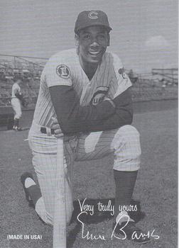 2004 Leaf - Exhibits 1939-46 Very Truly Yours Right #14 Ernie Banks Front