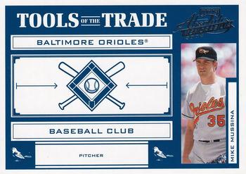 2004 Playoff Absolute Memorabilia - Tools of the Trade Blue #TT-97 Mike Mussina Front