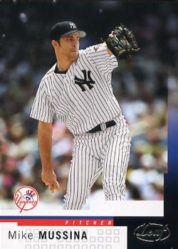 2004 Leaf #61 Mike Mussina Front
