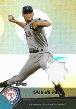 2004 Topps Clubhouse Collection #CP Chan Ho Park Front