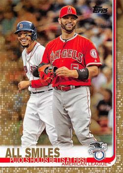 2019 Topps - Gold #295 All Smiles Front