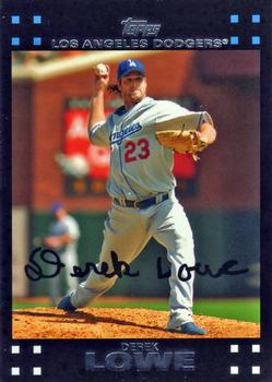 2007 Topps #526 Derek Lowe Front