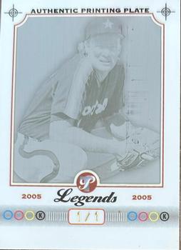 2005 Topps Pristine Legends - Printing Plates Black #64 Mike Scott Front