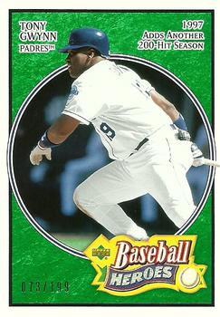 2005 Upper Deck Baseball Heroes - Emerald #81 Tony Gwynn Front