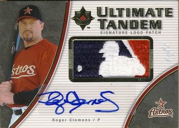 2006 Upper Deck Ultimate Collection - Tandem Materials Signatures Logo #UT-CO Roger Clemens / Roy Oswalt Front