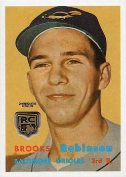2020 Topps - Rookie Card Retrospective RC Logo Medallion #RCR-BR Brooks Robinson Front