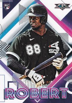 2020 Topps Fire #155 Luis Robert Front