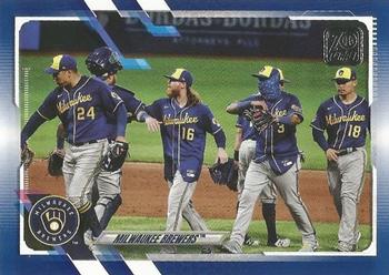 2021 Topps - Royal Blue #59 Milwaukee Brewers Front