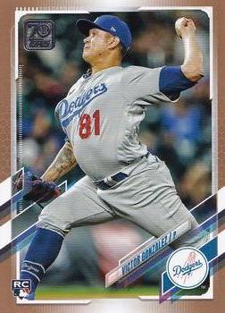 2021 Topps Update - Gold #US76 Victor Gonzalez Front