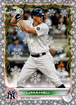 2022 Topps Holiday - Metallic #HW116 DJ LeMahieu Front