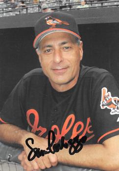 2002 Baltimore Orioles Photocards #NNO Sam Perlozzo Front