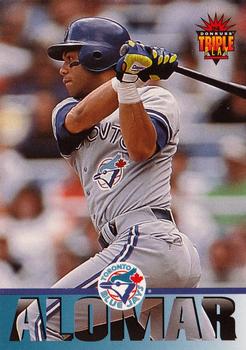 1994 Triple Play #31 Roberto Alomar Front