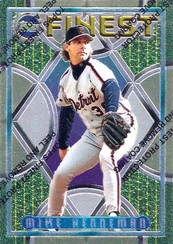 1995 Finest - Refractors #153 Mike Henneman Front