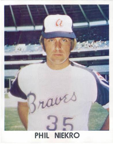 1972 Atlanta Braves Color Picture Pack #NNO Phil Niekro Front