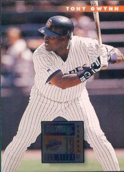 1996 Donruss #525 Tony Gwynn Front