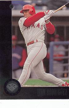 1996 Leaf #151 Ivan Rodriguez Front