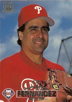 1996 Pacific Crown Collection #155 Sid Fernandez Front