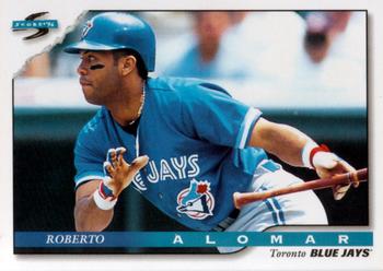 1996 Score #57 Roberto Alomar Front