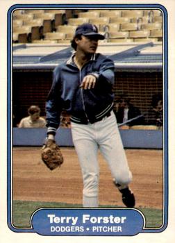 1982 Fleer #4 Terry Forster Front