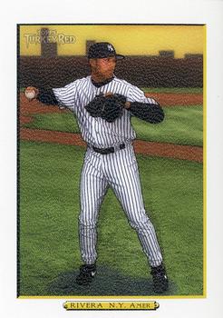 2005 Topps Turkey Red - White #139 Mariano Rivera Front