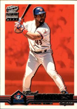 2000 Pacific Paramount Update #99-U Raul Mondesi Front