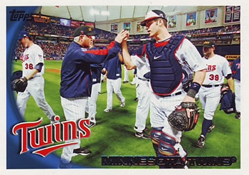 2010 Topps #102 Minnesota Twins Front