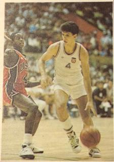 1989 CAO Muflon Yugoslavian #26 Drazen Petrovic / B.J. Armstrong Front