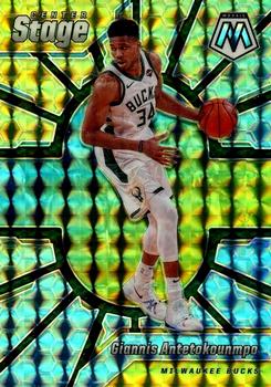 2019-20 Panini Mosaic - Center Stage #24 Giannis Antetokounmpo Front