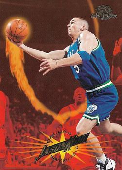 1995-96 SkyBox Premium #27 Jason Kidd Front