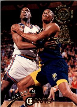 1994-95 Stadium Club - Super Teams NBA Finals #121 Antonio Davis Front