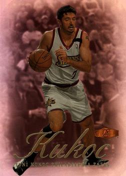 1999-00 Flair Showcase #35 Toni Kukoc Front