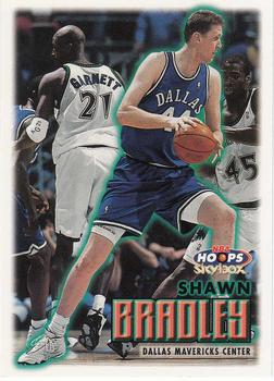 1999-00 Hoops #123 Shawn Bradley Front