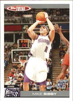 2004-05 Topps Total - Team Checklists #TTC25 Mike Bibby Front