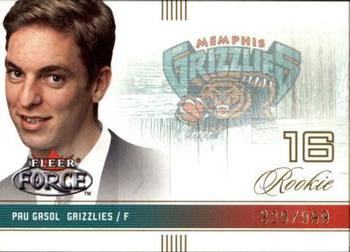 2001-02 Fleer Force #103 Pau Gasol Front